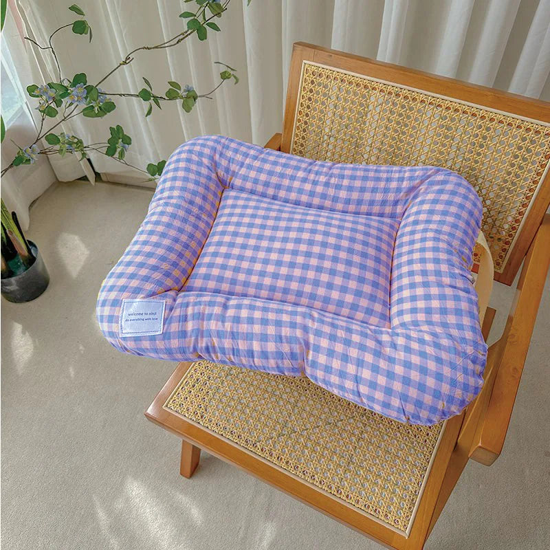 Purr&Pillow Cat Bed - FurryFinds